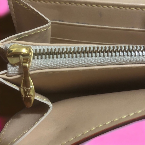 Louis Vuitton Takashi Murakami Sarah Multicolored Monogram Wallet Black LV OS - Picture 10 of 16